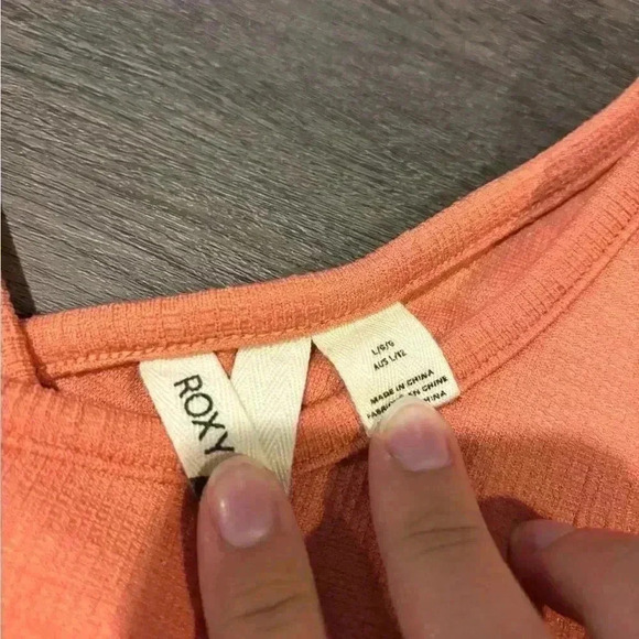 ROXY Cropped Tank Top - Picture 3 of 4